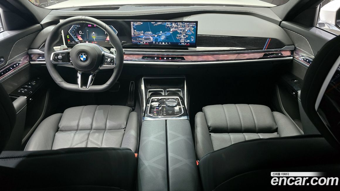 BMW 7-Series 2025