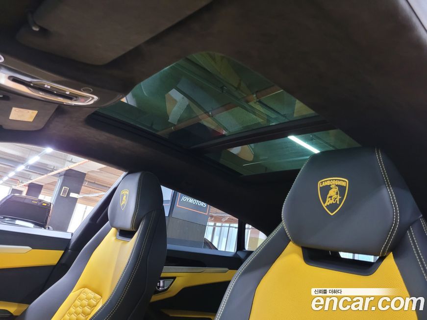 Lamborghini Urus 2022