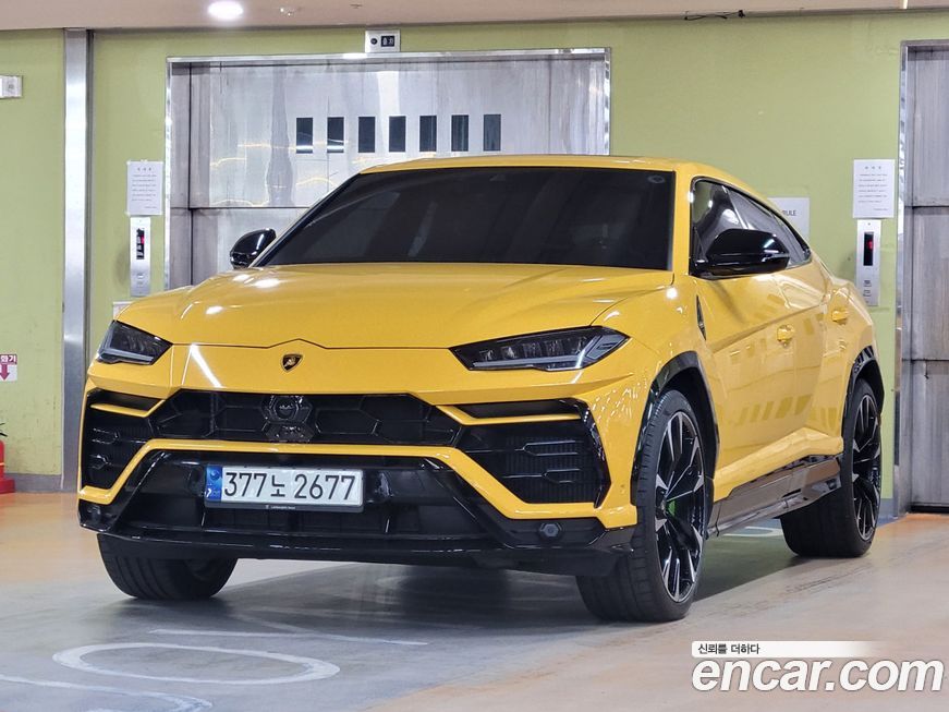 Lamborghini Urus 2022