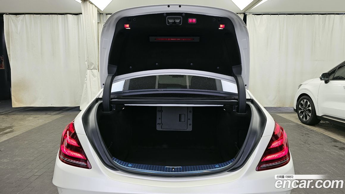 Mercedes-Benz S-Class 2019