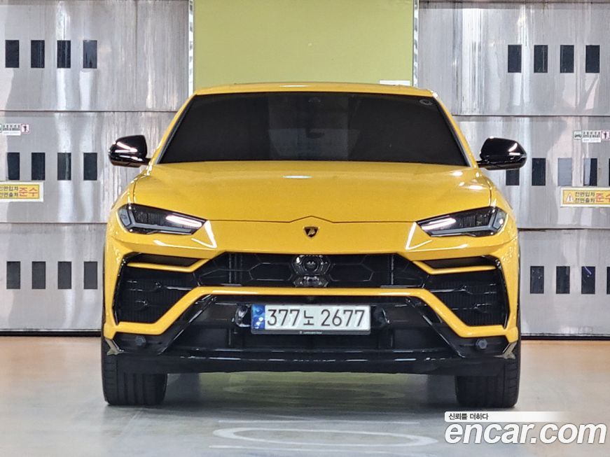 Lamborghini Urus 2022
