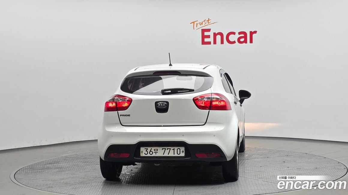 Kia pride 2014