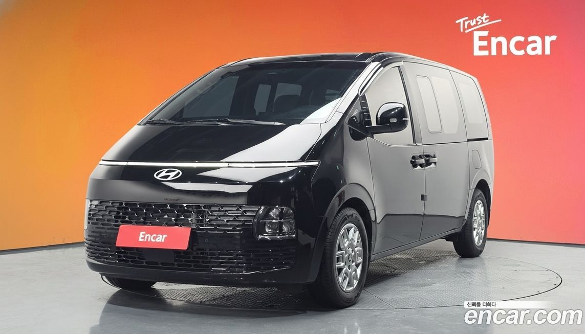 Hyundai Staria 2025