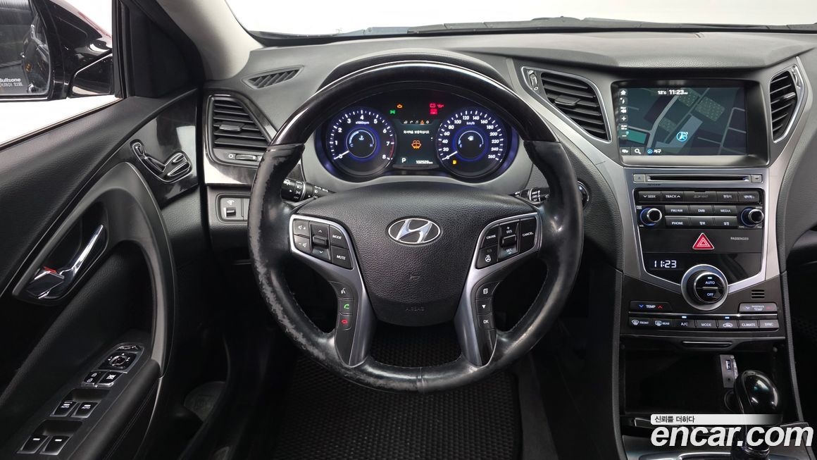 Hyundai Grandeur 2015