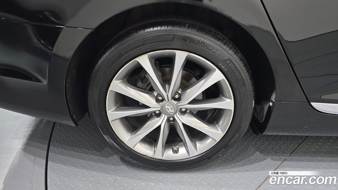 Hyundai Grandeur 2015