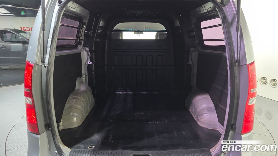 Hyundai Starex 2016