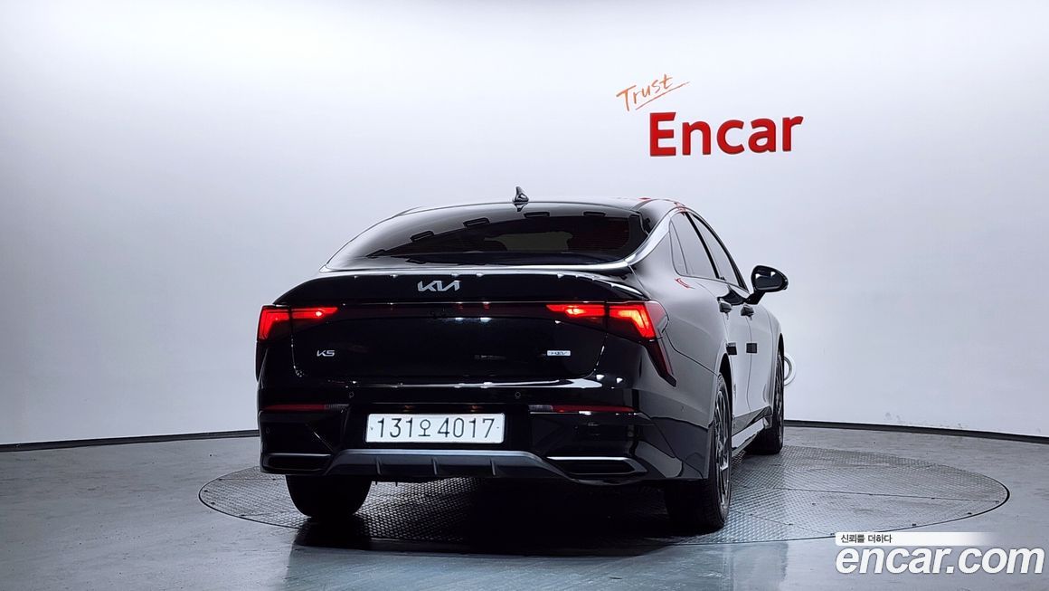Kia K5 2025