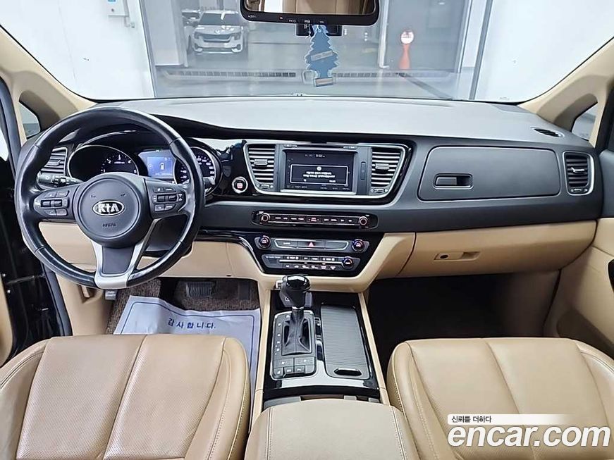 Kia Canival 2016