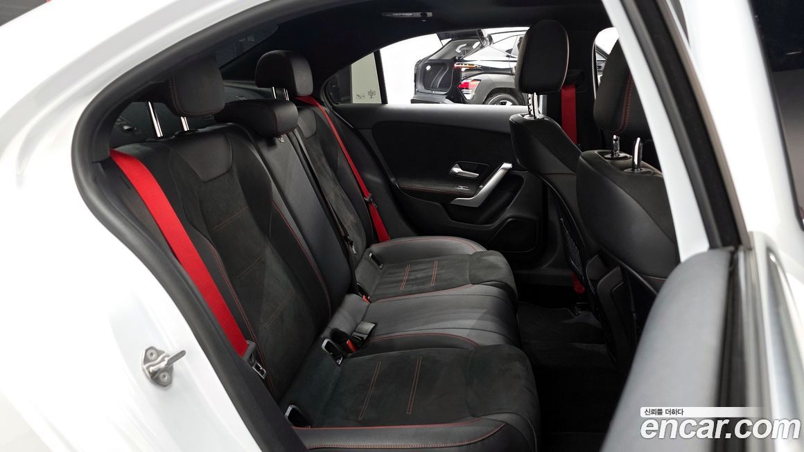 Mercedes-Benz A-Class 2021