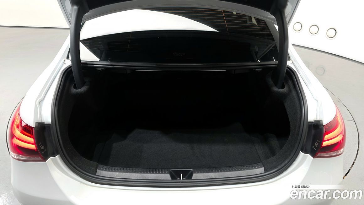 Mercedes-Benz A-Class 2021