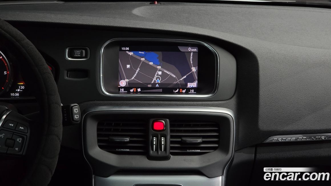 Volvo V40 2019