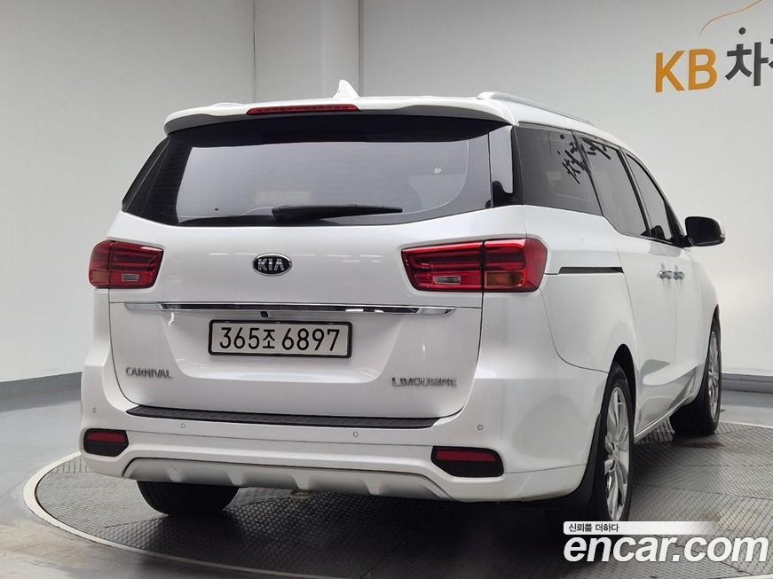 Kia Canival 2019