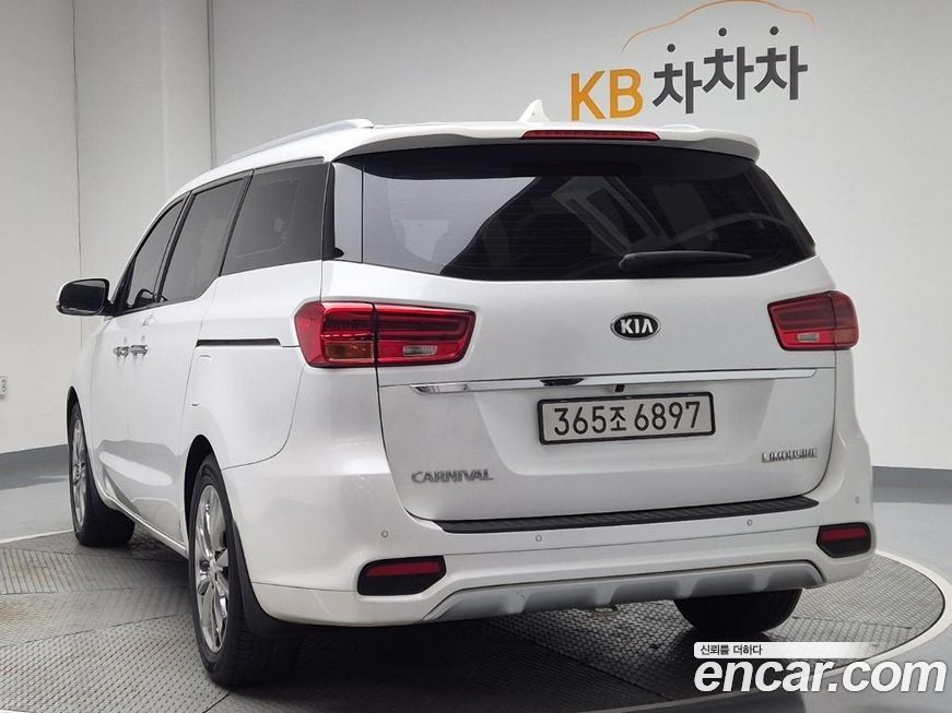Kia Canival 2019