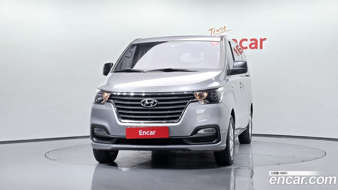 Hyundai Starex 2019