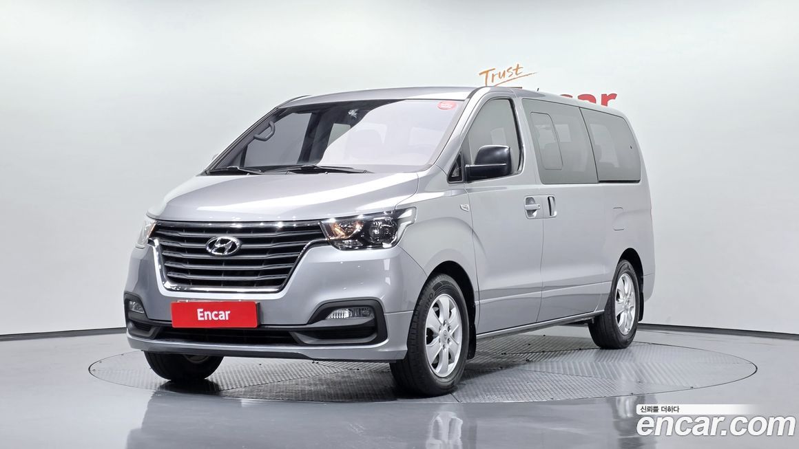 Hyundai Starex 2019