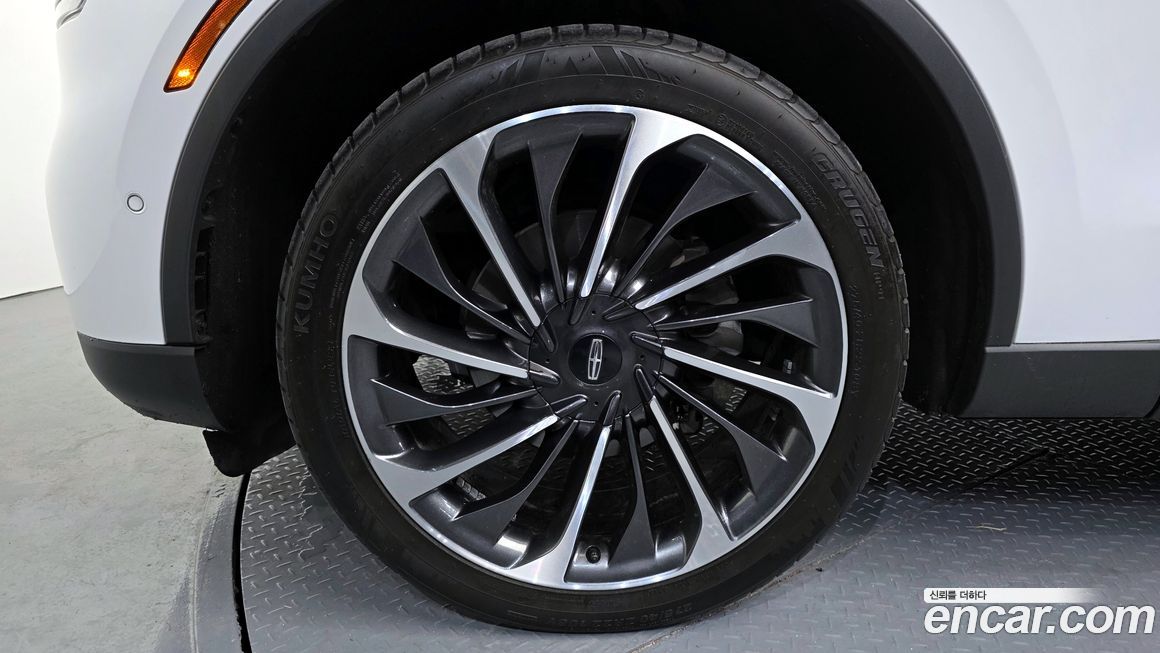 Lincoln Aviator 2021