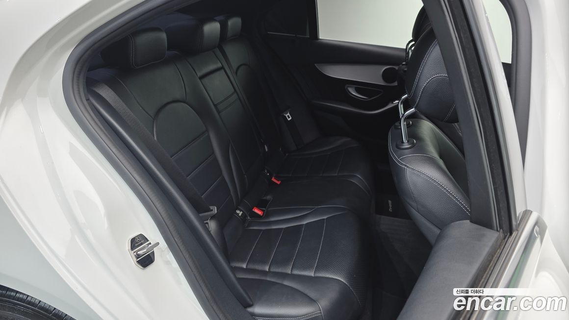 Mercedes-Benz C-Class 2018