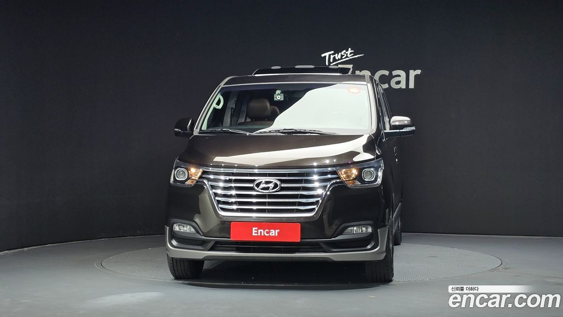 Hyundai Starex 2019