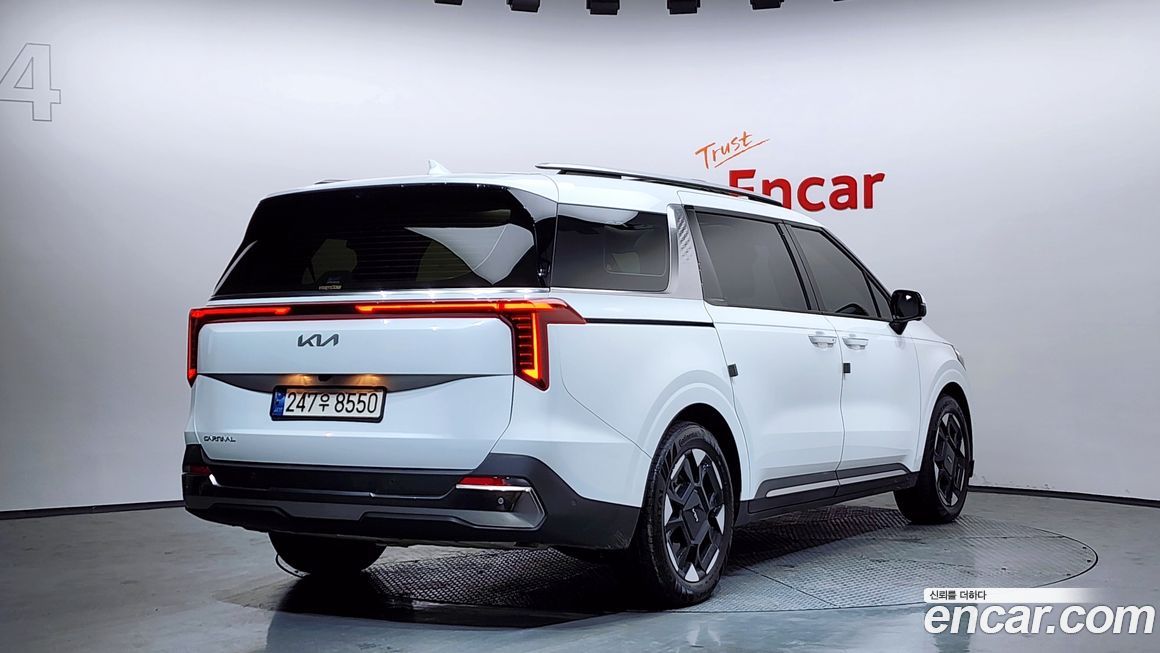Kia Canival 2024