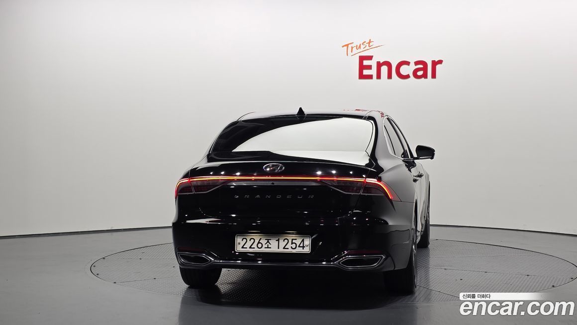 Hyundai Grandeur 2021