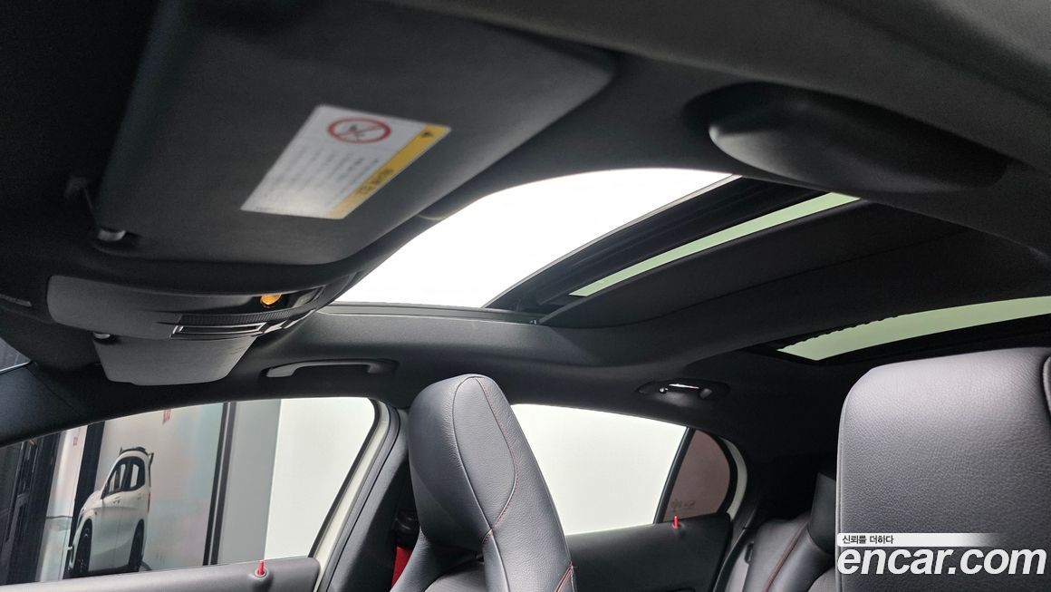 Mercedes-Benz GLA-Class 2016