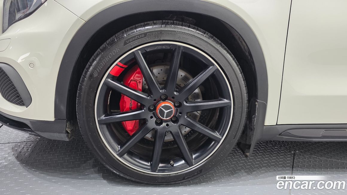 Mercedes-Benz GLA-Class 2016