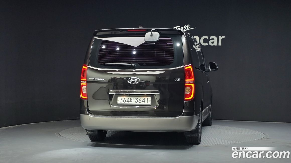 Hyundai Starex 2019
