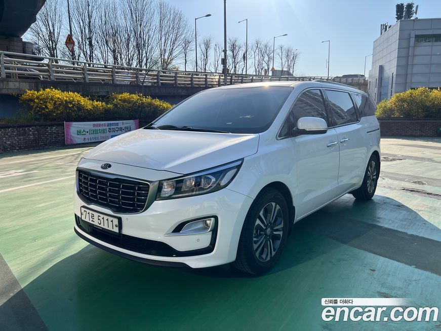 Kia Canival 2019