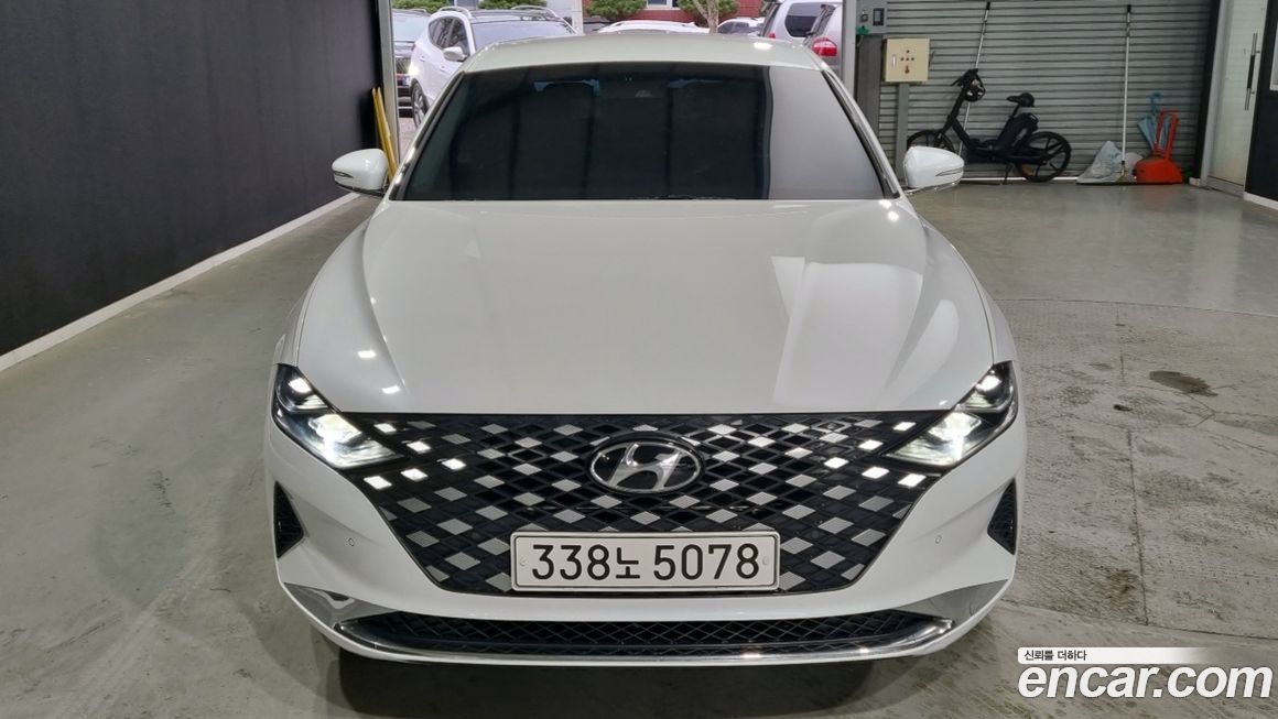 Hyundai Grandeur 2022