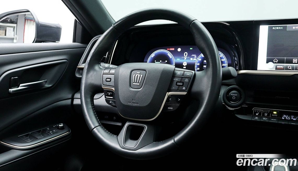 Toyota Crown 2023