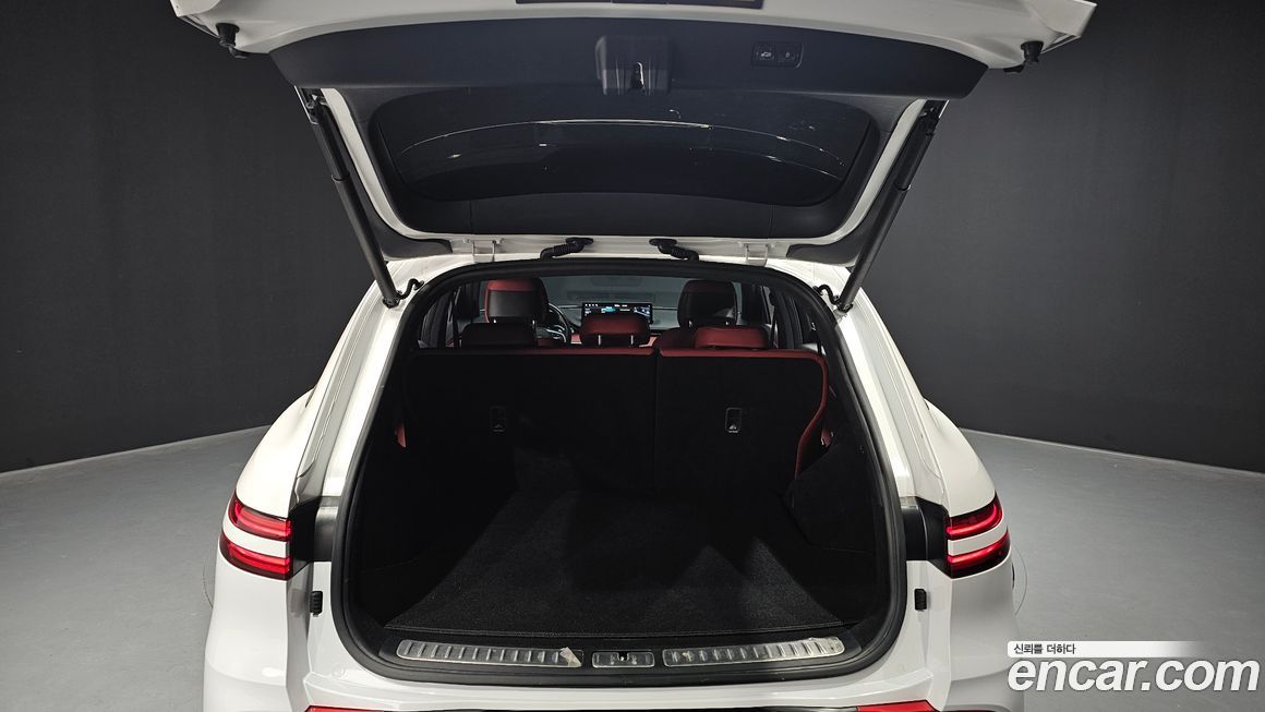 Genesis GV70 2023