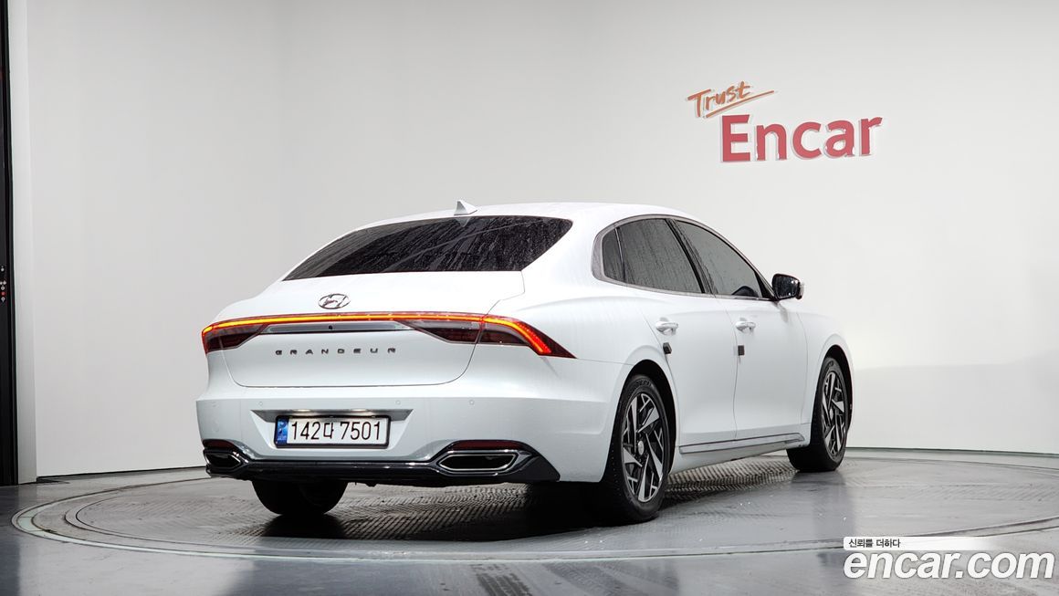 Hyundai Grandeur 2021