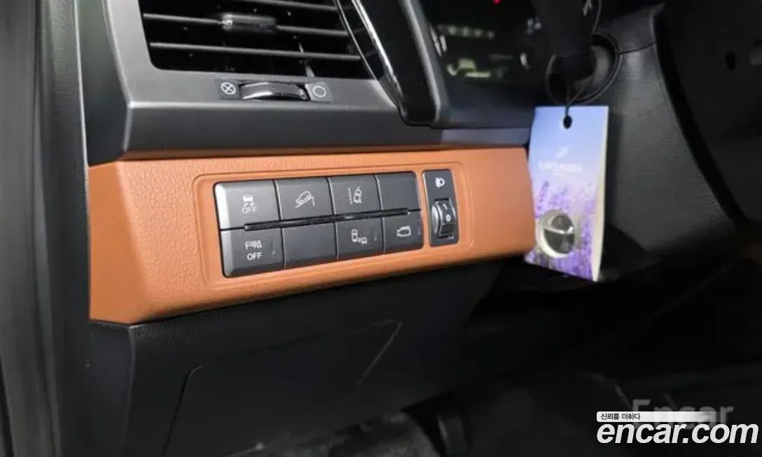 KG_Mobility_Ssangyong Rexton 2020