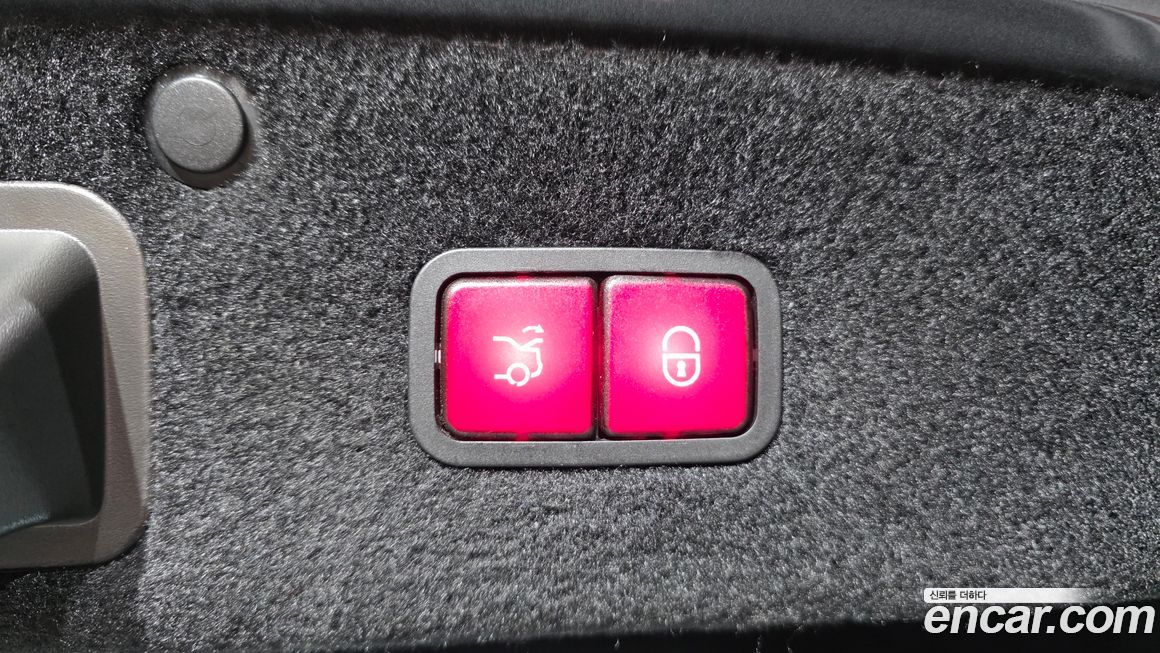 Mercedes-Benz S-Class 2020