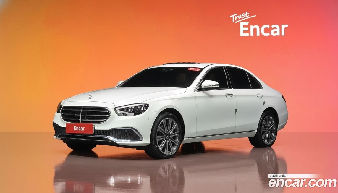 Mercedes-Benz E-Class 2023