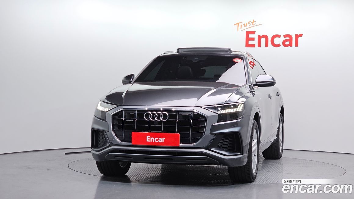 Audi Q8 2021