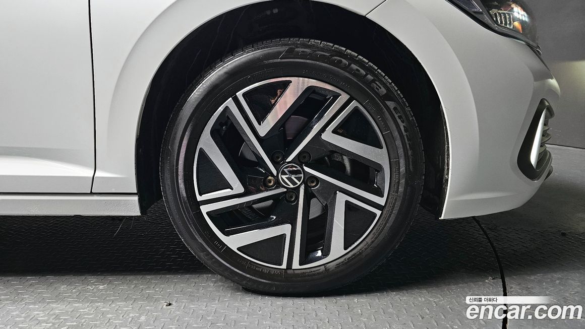 Volkswagen Jetta 2023