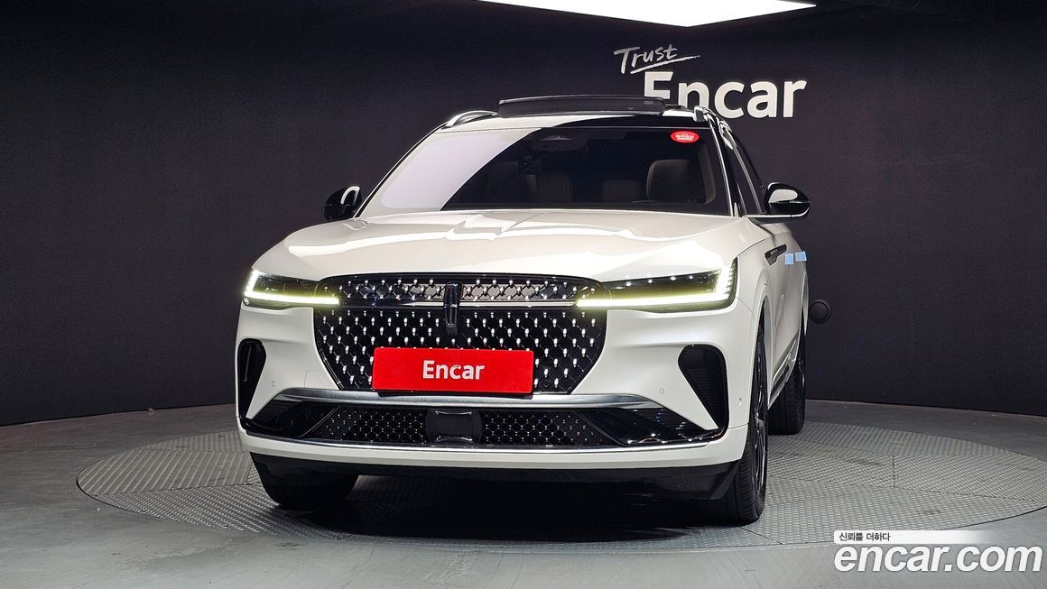 Lincoln Nautilus 2024