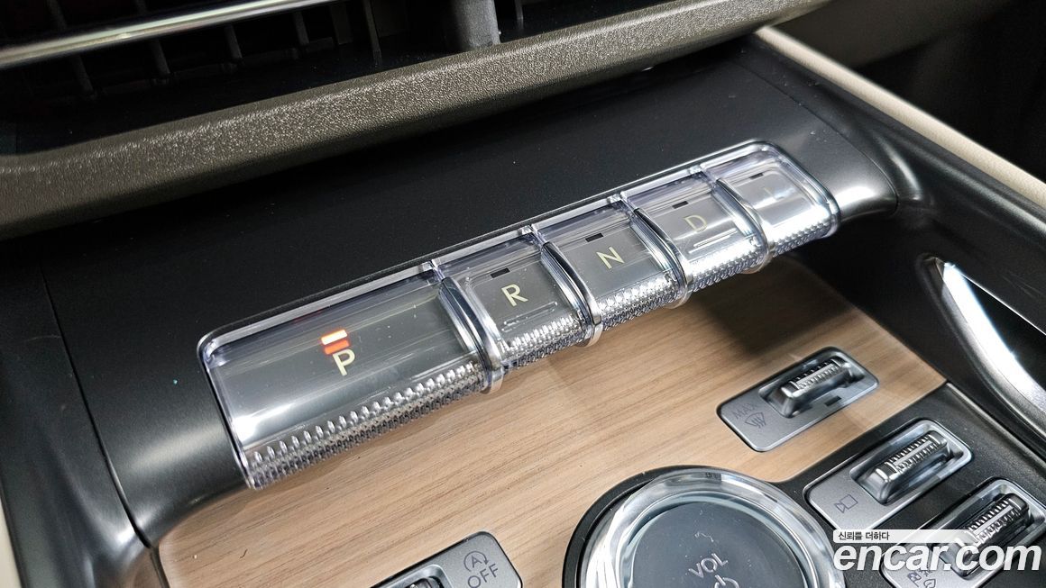 Lincoln Nautilus 2024