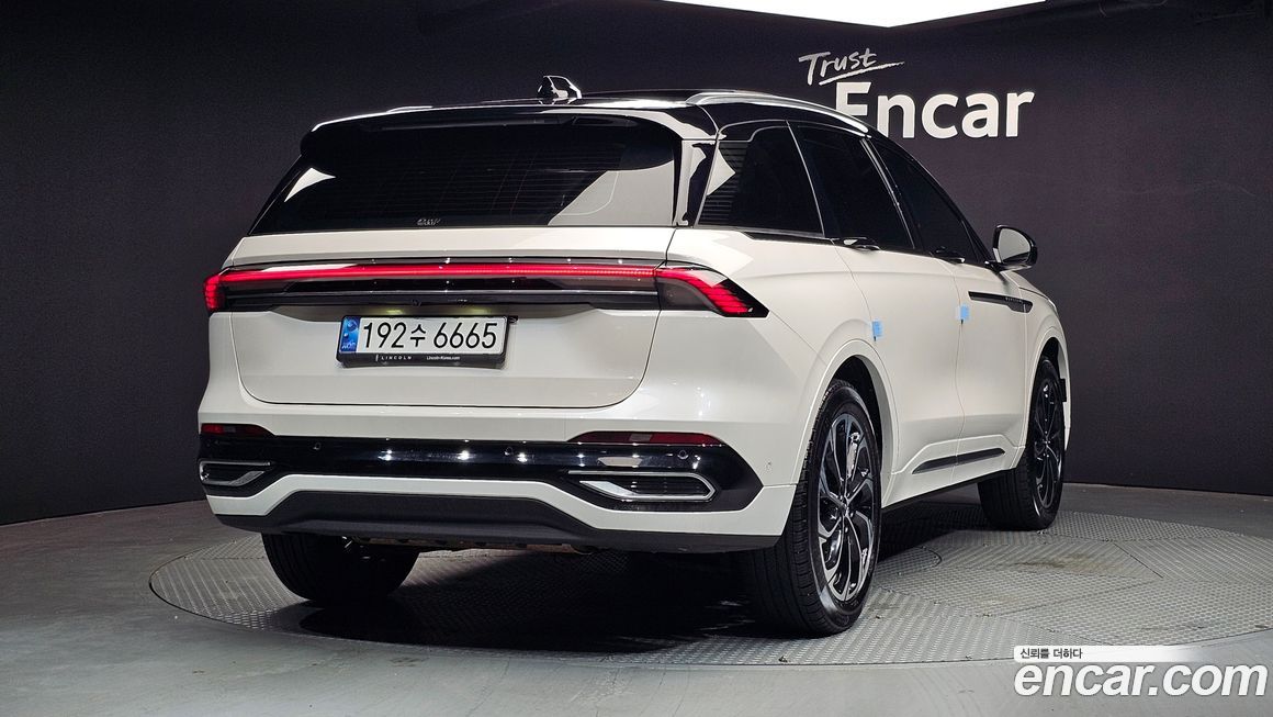 Lincoln Nautilus 2024