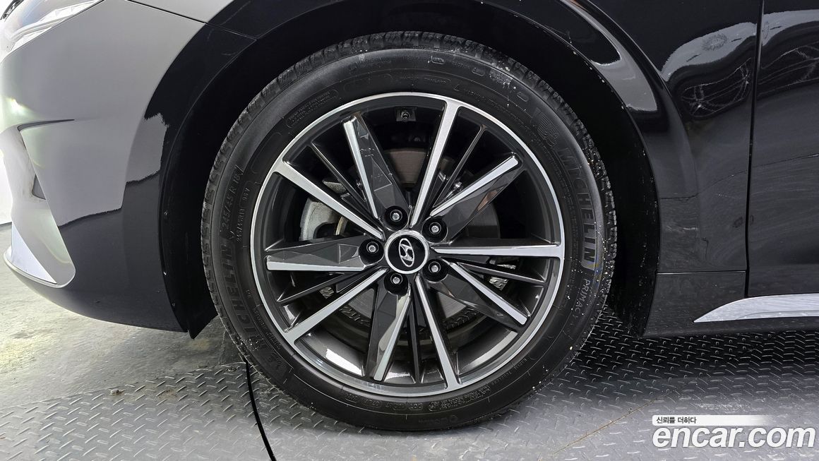 Hyundai Grandeur 2021