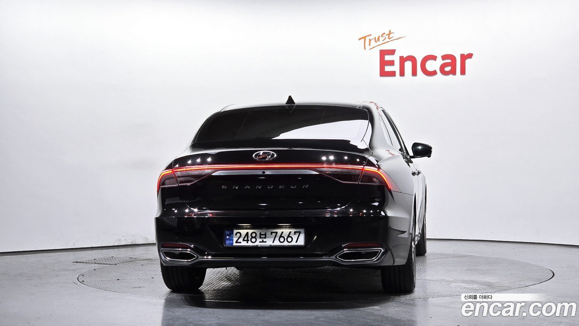 Hyundai Grandeur 2021