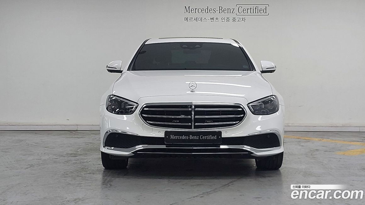 Mercedes-Benz E-Class 2023