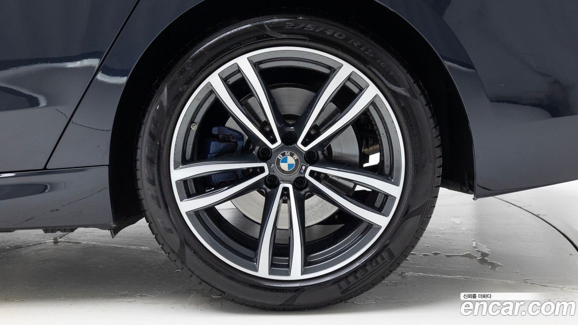 BMW Gran Turismo 2023