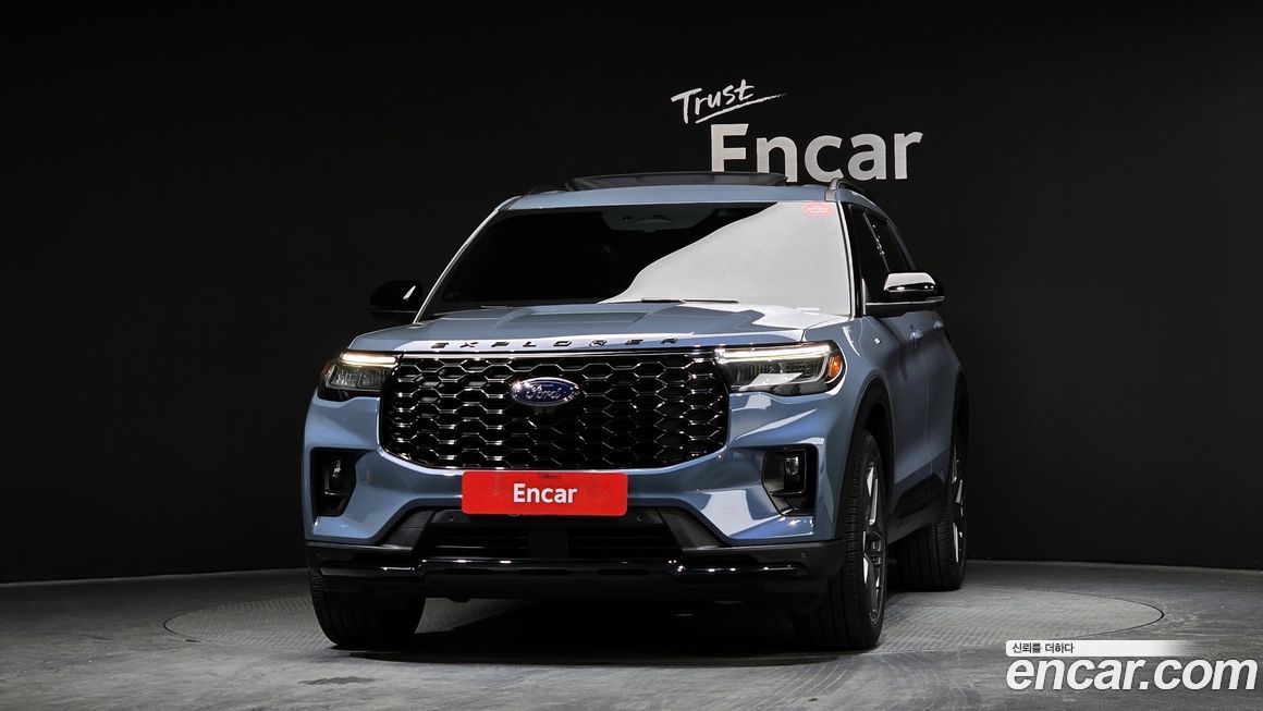 Ford Explorer 2025