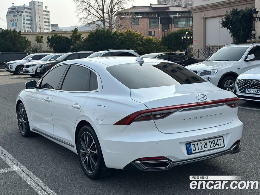Hyundai Grandeur 2022