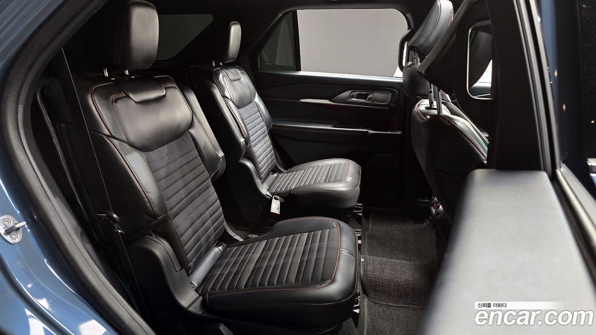Ford Explorer 2025