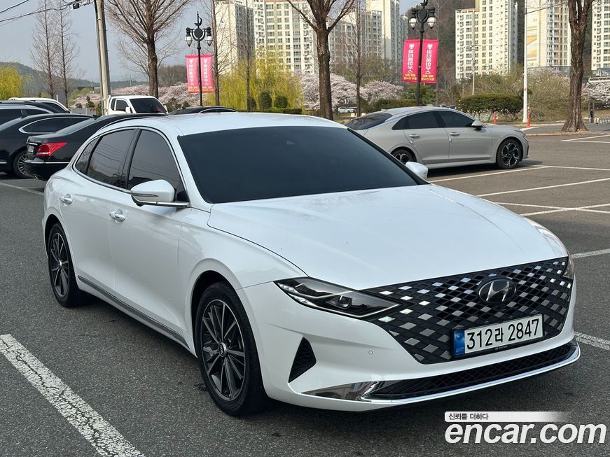 Hyundai Grandeur 2022