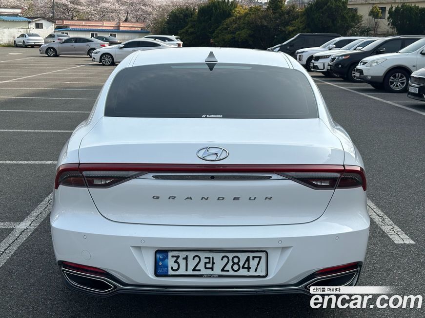 Hyundai Grandeur 2022