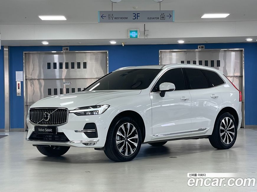 Volvo XC60 2025